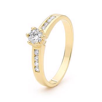 Diamant ring med total en halv carat