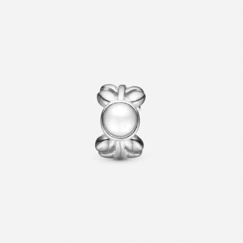 Christina Pearl Nature charm – sølv, 6 mm til Classic læderarmbånd