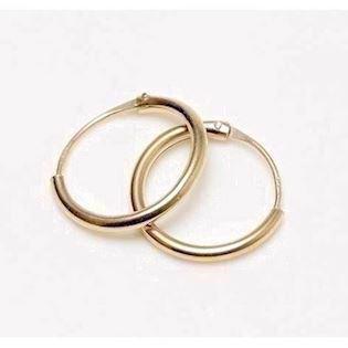 Creol ørering i 8 karat guld, 11 mm i diameter og 1,2 mm bred