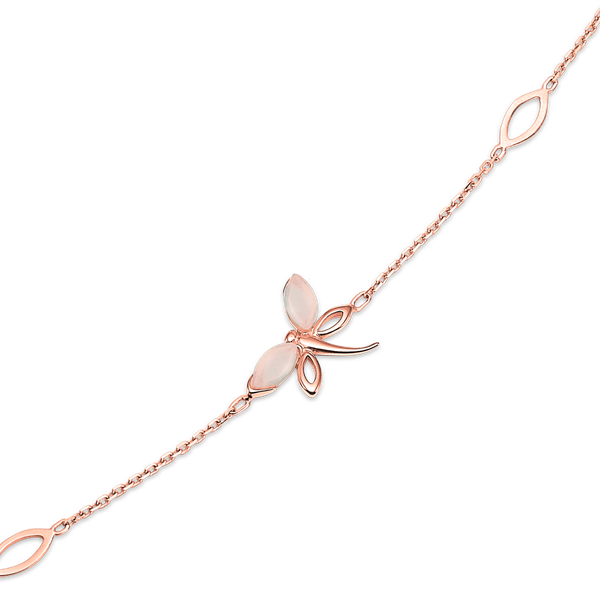 Støvring Design\'s Smukt armbånd med elegant guldsmed med rosa kvarts på vingerne, måler 16 + 4 cm