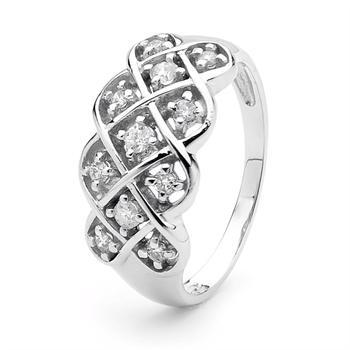 Bred hvidguld ring - med hele 11 ægte diamanter - total på 0,28 carat