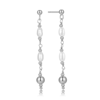 Sølv ørehængere med lodrette rækker af perler og kugler. Elegant design med skinnende finish.