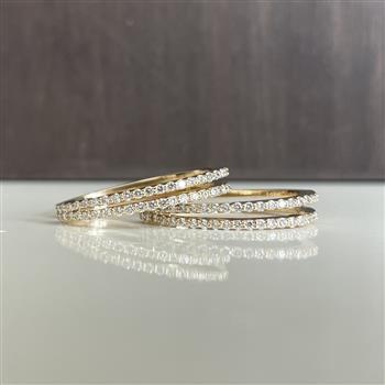 14 kt dobbelt knæk creoler med ialt 0,60 ct diamanter, Wesselton/SI