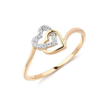 Guld ring med dobbelt hjerte-design, hvor det ene hjerte er dekoreret med små sten.